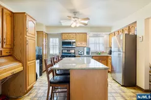 217 Riverdale Dr, Fort Lee, NJ 07024 - Photo 4