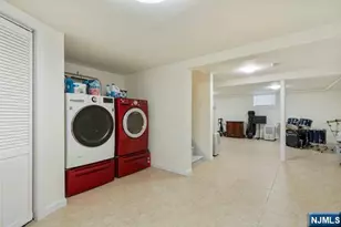 217 Riverdale Dr, Fort Lee, NJ 07024 - Photo 16