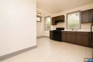 173 3rd St, Newark, NJ 07107 - Photo 12