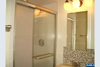 2400 2nd Street 2400 #2400, Fort Lee, NJ 07024 - Photo 8