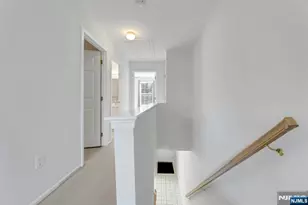 2198 Kent Ct, Mahwah, NJ 07430 - Photo 18