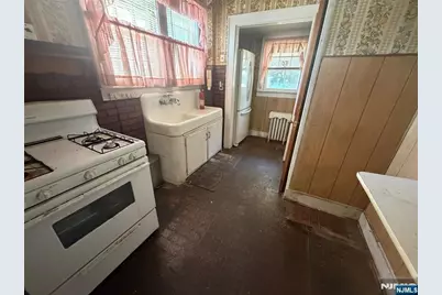 55 Maywood Avenue, Maywood, NJ 07607 - Photo 6