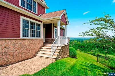 20 Kelburn Court, Hardyston Township, NJ 07419 - Photo 2