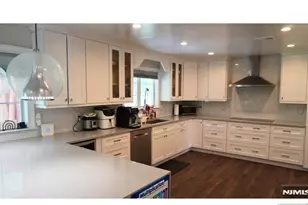 133 Reldyes Ave, Leonia, NJ 07605 - Photo 4