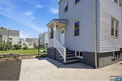 30 Edison Street 2 #2, Bloomfield, NJ 07003 - Photo 12