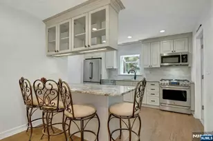 389 Bergen Blvd, Oradell, NJ 07649 - Photo 12