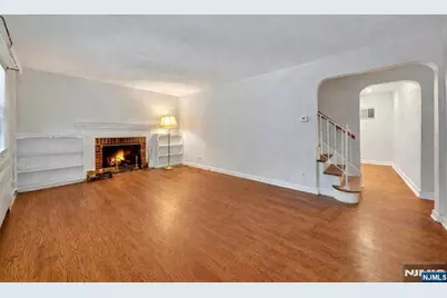 389 Bergen Boulevard, Oradell, NJ 07649 - Photo 8