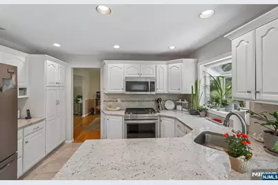 36 Stonefence Road, Oakland, NJ 07436 - Photo 14