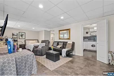 65 Miller Avenue 1 #1, Elmwood Park, NJ 07407 - Photo 32