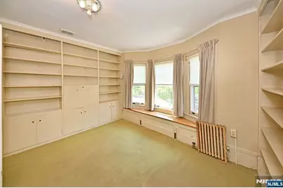 145 Park Avenue, Leonia, NJ 07605 - Photo 18