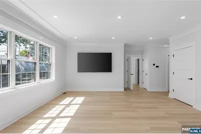 5 Milton Avenue B #B, Clifton, NJ 07013 - Photo 12