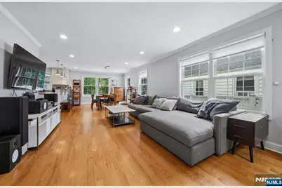 418 Ivy Lane, Englewood, NJ 07631 - Photo 2