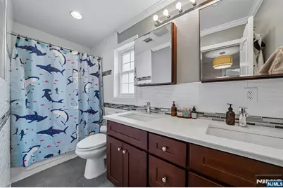 418 Ivy Lane, Englewood, NJ 07631 - Photo 16
