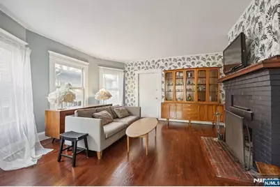 17 Oxford Street 1 #1, Montclair, NJ 07042 - Photo 4