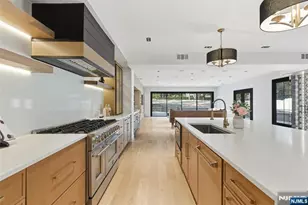 60 Brookside Dr, Upper Saddle River, NJ 07458 - Photo 8