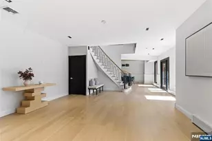 60 Brookside Dr, Upper Saddle River, NJ 07458 - Photo 4