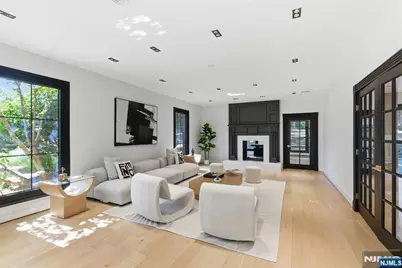 60 Brookside Drive, Upper Saddle River, NJ 07458 - Photo 18