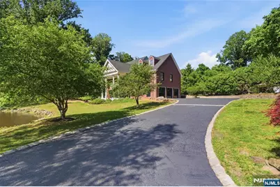 60 Brookside Drive, Upper Saddle River, NJ 07458 - Photo 44