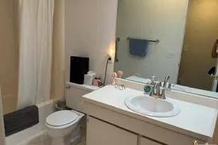 132 Indian Hollow Ct 132, Mahwah, NJ 07430 - Photo 14