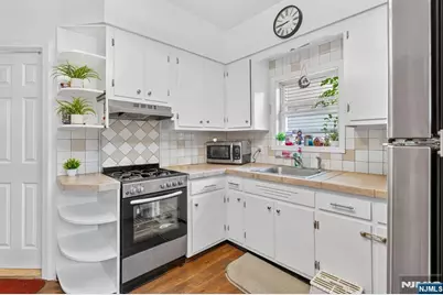 9 Cambridge Avenue, Garfield, NJ 07026 - Photo 2