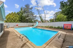 199 Larch Ave, Teaneck Township, NJ 07666 - Photo 32