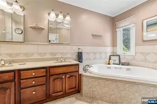 199 Larch Ave, Teaneck Township, NJ 07666 - Photo 26
