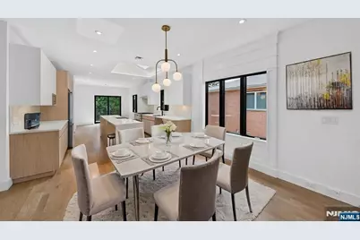 122 Edsall Avenue, Palisades Park, NJ 07650 - Photo 8