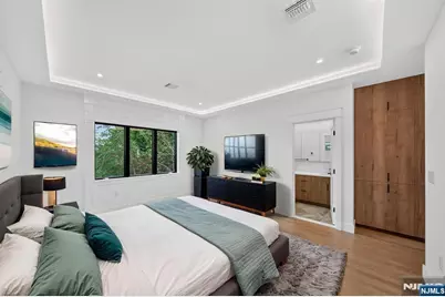 122 Edsall Avenue, Palisades Park, NJ 07650 - Photo 18