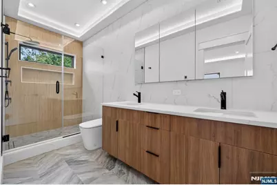 122 Edsall Avenue, Palisades Park, NJ 07650 - Photo 20