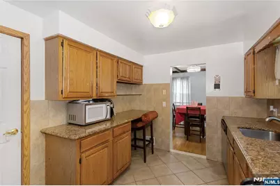 520 Washington Avenue, Dumont, NJ 07628 - Photo 10