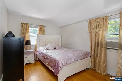 520 Washington Avenue, Dumont, NJ 07628 - Photo 14