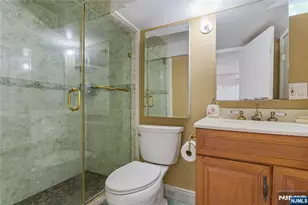 520 Washington Ave, Dumont, NJ 07628 - Photo 16