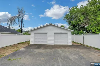 27 Thomas Street, South River, NJ 08882 - Photo 34
