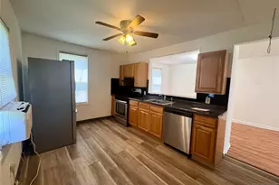 1 Cedar Ln, Paramus, NJ 07652 - Photo 4