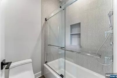 29 Roslyn Avenue, Englewood Cliffs, NJ 07632 - Photo 20