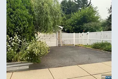 269 Lasalle Avenue, Hasbrouck Heights, NJ 07604 - Photo 4