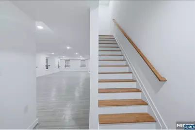 54 Pennsylvania Avenue, Newark, NJ 07114 - Photo 24