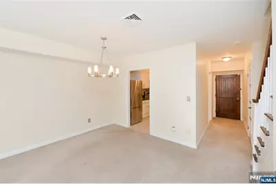 140 Bellair Road Q #Q, Ridgewood, NJ 07450 - Photo 6