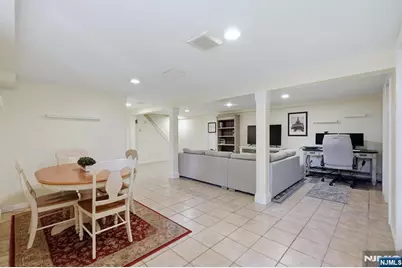 387 Hickory Street, Washington Township, NJ 07676 - Photo 20