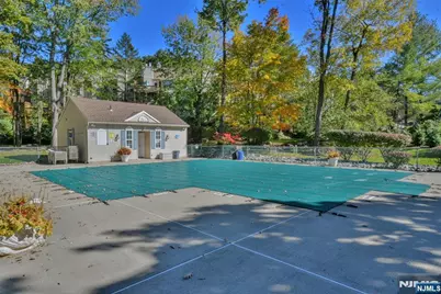 884 E Somerset Court, Ramsey, NJ 07446 - Photo 18