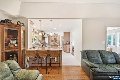 39 Fox Hill Road, Upper Saddle River, NJ 07458 - Photo 8