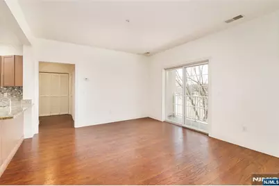 3203 Windsor Park Court 203 #203, Englewood, NJ 07631 - Photo 10