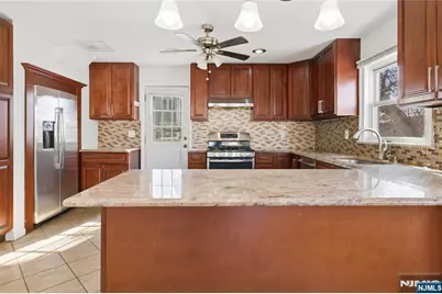 88 Columbus Avenue, Belleville, NJ 07109 - Photo 4