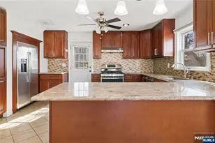 88 Columbus Ave, Belleville, NJ 07109 - Photo 4