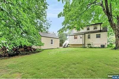 30 Highwood Drive, Dumont, NJ 07628 - Photo 34