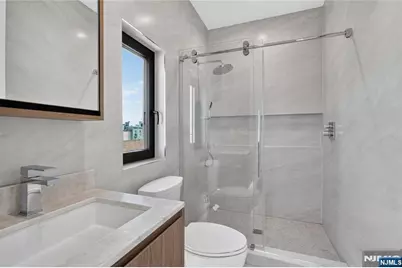 114 69th Street, Guttenberg, NJ 07093 - Photo 10