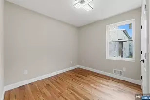 434 10th St, Newark, NJ 07103 - Photo 8