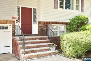294 Kastler Ct, New Milford, NJ 07646 - Photo 2