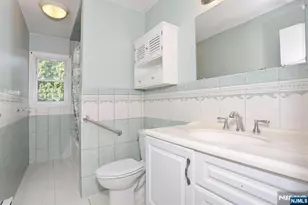 294 Kastler Ct, New Milford, NJ 07646 - Photo 18