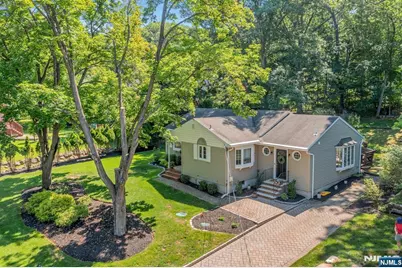 21 Hickory Drive, Oakland, NJ 07436 - Photo 44